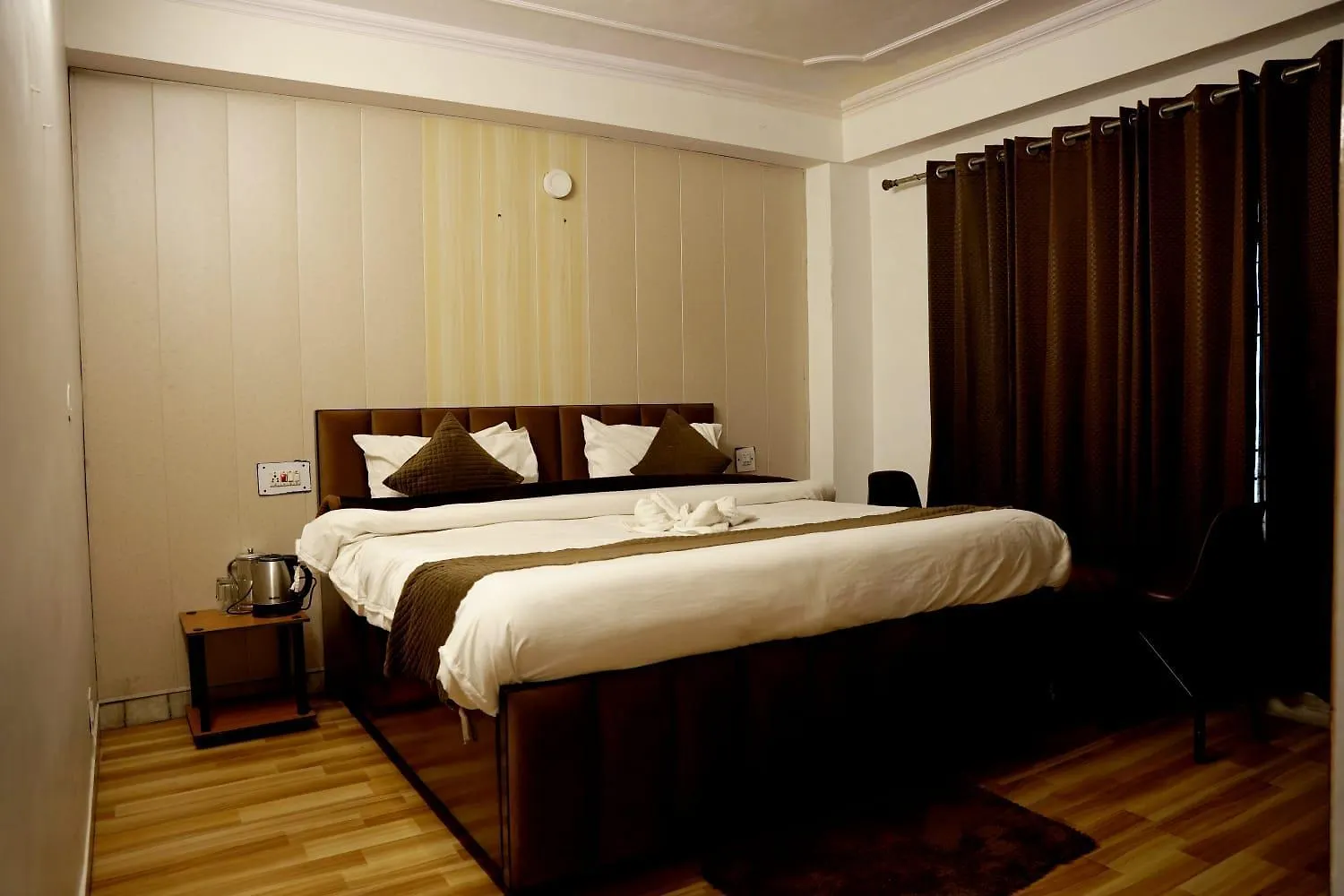 Himalayan Roots Bed & Breakfast Shimla India