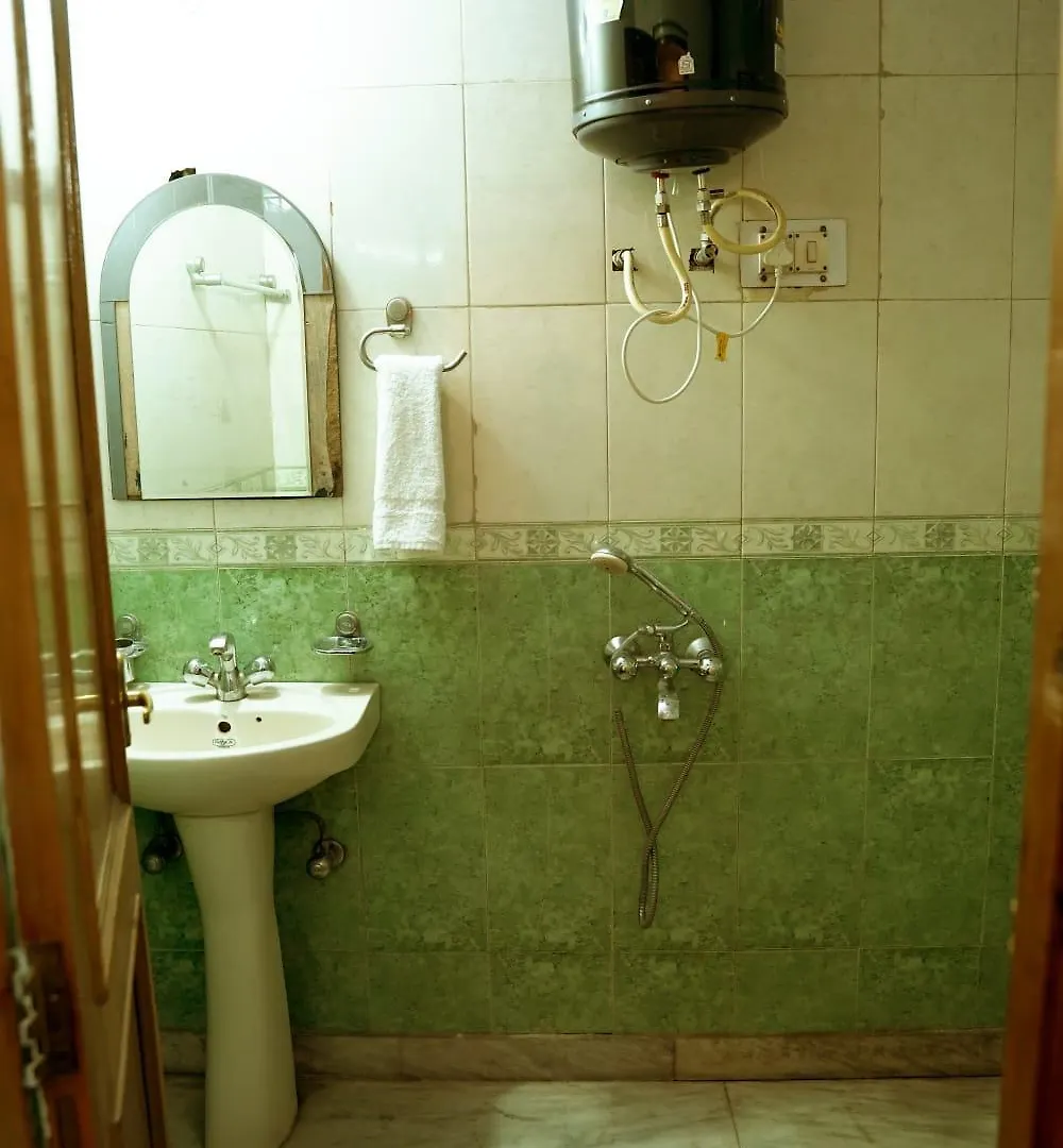 Himalayan Roots Bed & Breakfast Shimla India